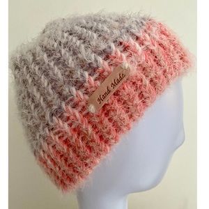 NWT Teens Knitted Hats, Warm & cozy, Knitting, Hats, Unisex, Handmade by Seller.